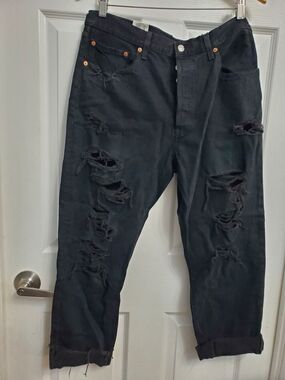 Levi's 501 Original Cropped High Rise Straight Leg Black Ripped - SIZE 32 28